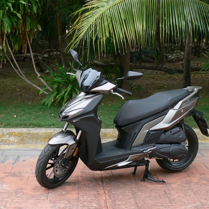 AcuMota Scooter Rentals, аренда скутеров в Канкуне, Мексика