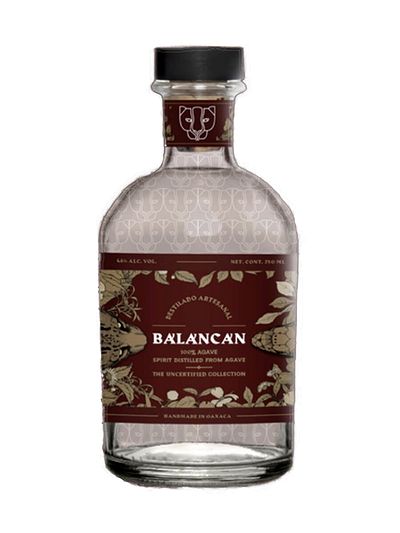 Алкогольный напиток из агавы Balancan Destilado