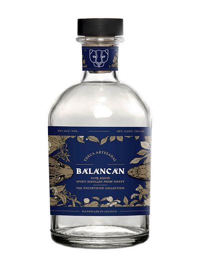 Алкогольный напиток из агавы Balancan Tuxca