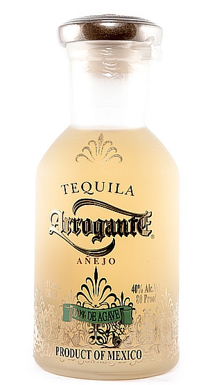 Текила Arrogante Añejo