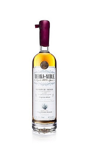 Текила Tierra Noble Tequila Añejo